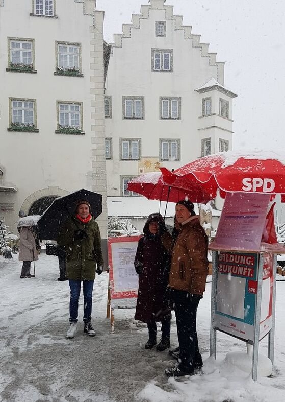 SPD Tettnang vor Ort auf dem Wochenmarkt